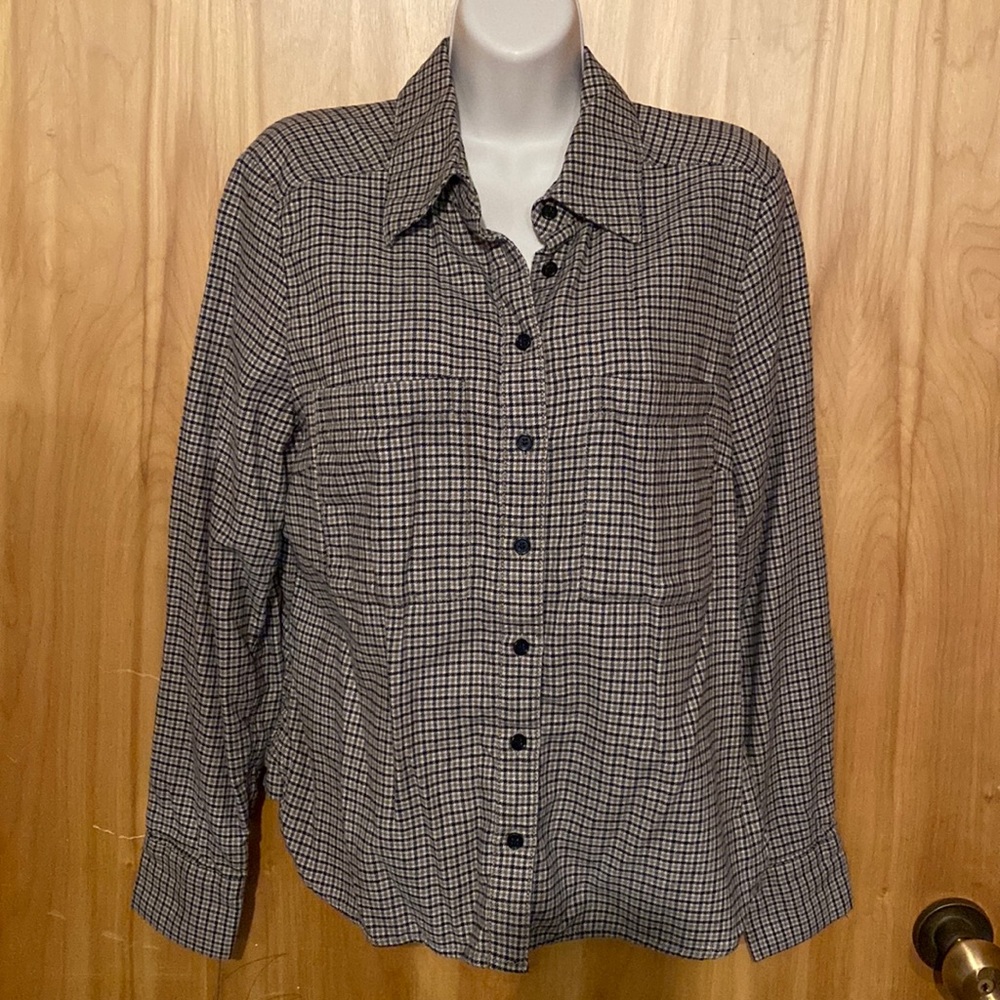 BR cropped plaid flannel shirt
